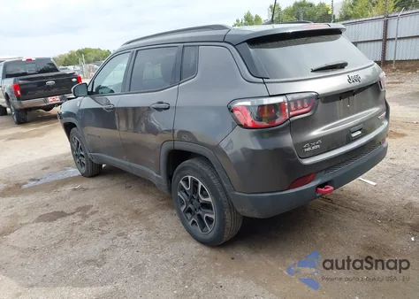 2019 Jeep Compass Trailhawk 4X4 из США, поврежденный, VIN 3C4NJDDB1KT688201